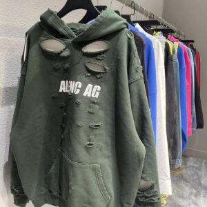 open1689245949 252808396 031f000001997fc66fd50a8133b0 1440 1920.jpg