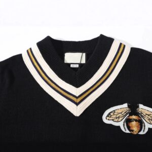 gu classic bee v neck sweater