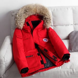 goose style thick parka, red