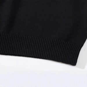 gu classic bee v neck sweater