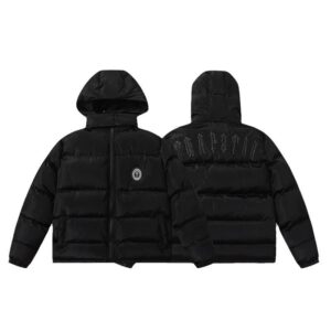 trapstar hooded puffer jacket black