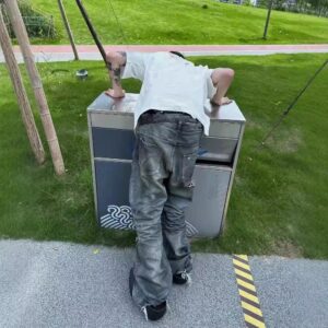 paris b distressed jeans