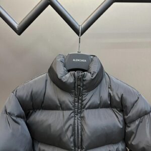 balenciaga short puffer jacket black