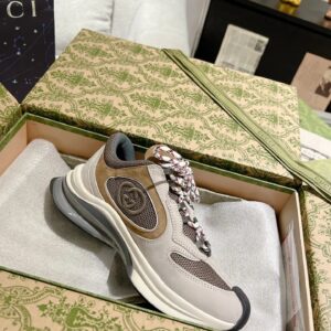 gucci run sneakers grey