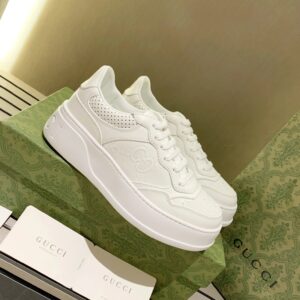 gucci casual sneakers white