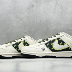 gucci x nike sb dunk low white black
