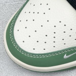 gucci x nike sb dunk low white green