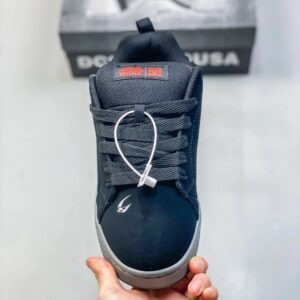 dc shoes street style sneakers, black