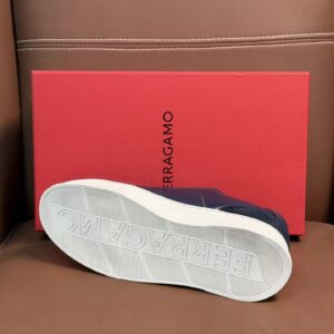 ferragamo premium cowhide sneake blue