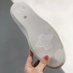 gucci distressed screener sneaker white