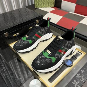 gucci signature sneakers black