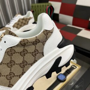 gucci signature sneakers white