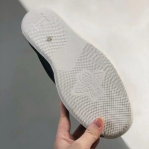 gucci distressed screener sneaker black