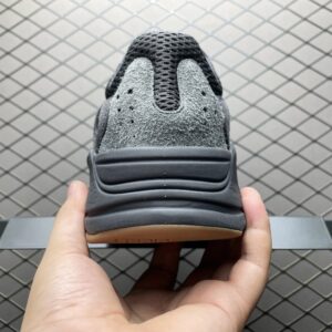 adidas yeezy 700 dark gray