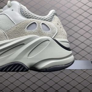 adidas yeezy 700 utility white