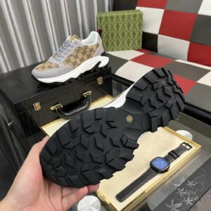 gucci signature sneakers beige