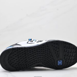 dc shoes versatile black white