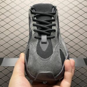 adidas yeezy boost 700 v2 black