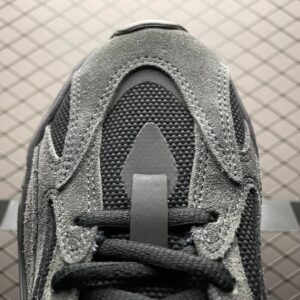 adidas yeezy boost 700 v2 black