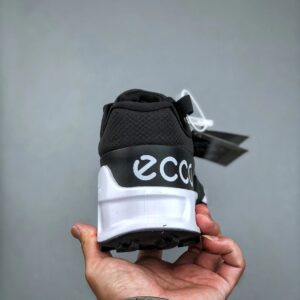 ecco black running shoes