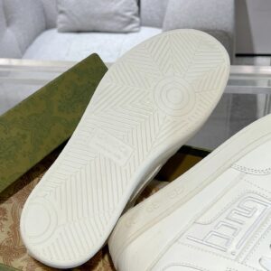 gucci sneakers white