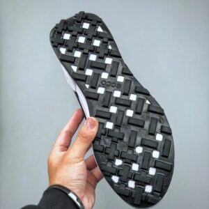 ecco black running shoes