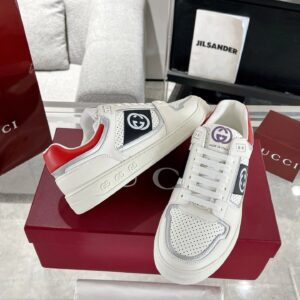 gucci sneakers white red