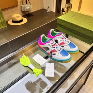 gucci screener low top sneakers red blue