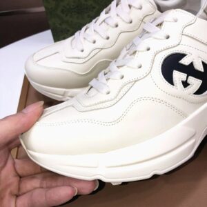 gucci rhyton clunky sneakers white black