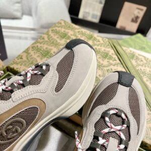 gucci run sneakers grey