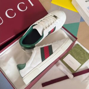 gucci ace bee sneakers white