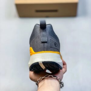 ecco biom 2.2 running shoes gray