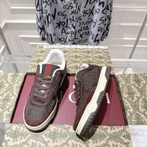 gucci re web sneakers maroon