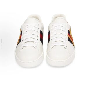 gucci ace embroidered low top sneakers red green