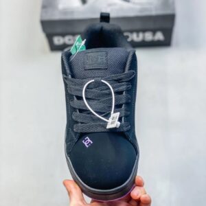 dc shoes street style sneakers black