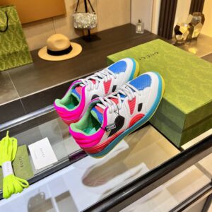 gucci screener low top sneakers red blue