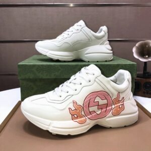 gucci rhyton clunky sneakers white pink