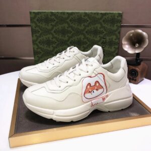 gucci rhyton clunky sneakers white blue red