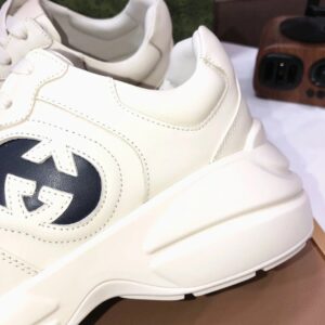 gucci rhyton clunky sneakers white black