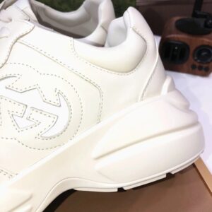gucci rhyton clunky sneakers white