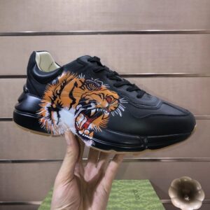 gucci rhyton clunky sneakers black tiger