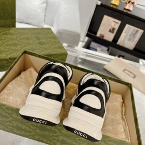 gucci run sneakers black white