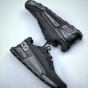 ecco biom running shoes black