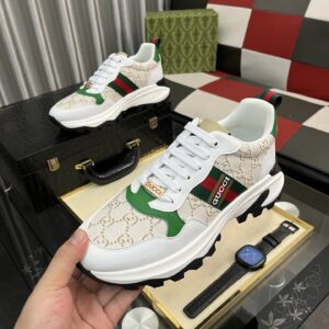 gucci signature sneakers white green