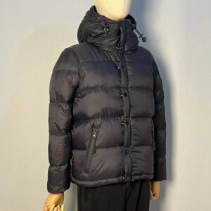 burberry heavy duty jacket （black and beige ）