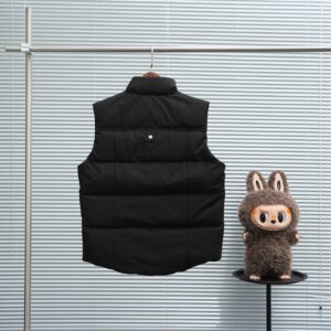moose knuckles black vest