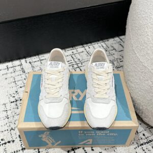 pcitem1992917785 4d080000019970b81f870a20e273 1440 1920.jpg