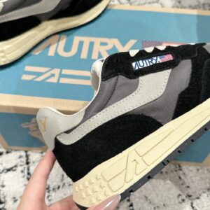 autry retro sneakers black