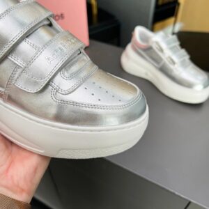 high version velcro sneakers