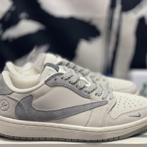 travis scott x aj1 reverse mocha